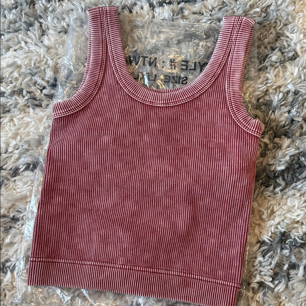 LOT of 6 Zenana Square Neck Crop Tank w/ Removable Bra Pads L/XL - Picture 7 of 7